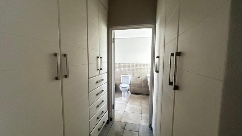 To Let 3 Bedroom Property for Rent in Mzingazi Golf Estate Eastern Cape